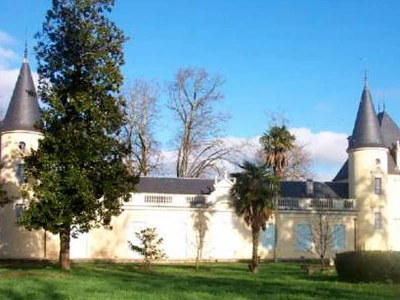 Chateau Dudon 1