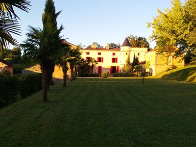 Chateau La Grolet 1