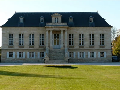 Chateau La Louvière 1