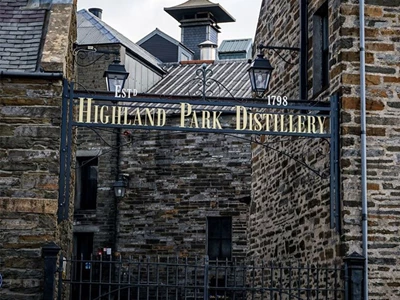 Highland Park Distillery 1