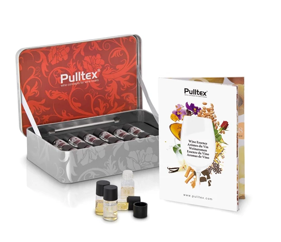 Front Pulltex Red Wine Essences Set